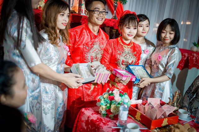 Hội bạn thân là những kẻ vô cùng xấu tính.