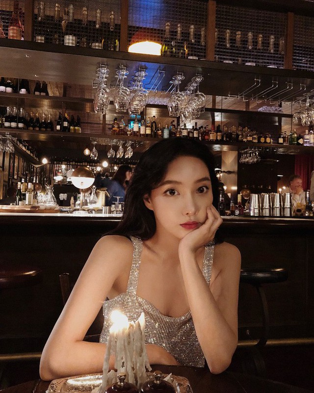 Nhan sắc xinh đẹp của tiểu thư Trung Quốc nổi tiếng giàu có, chịu chơi Vicky.