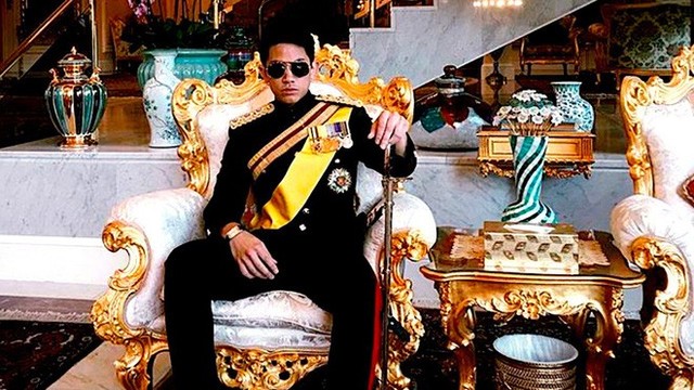 Hoàng tử Abdul Mateen 26 tuổi nổi tiếng trên mạng xã hội với những sở thích không giống ai.