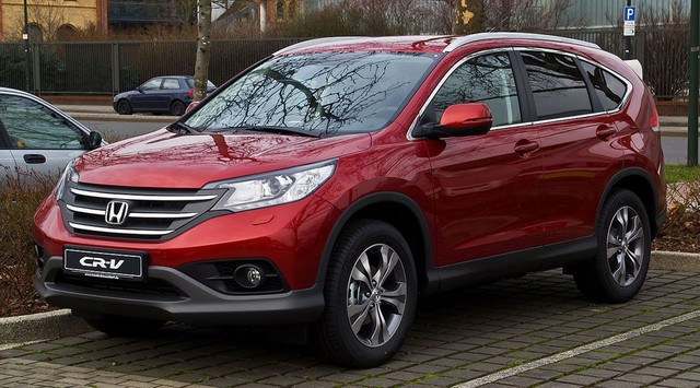 Mẫu crossover Honda CR-V được giảm gần 200 triệu đồng.