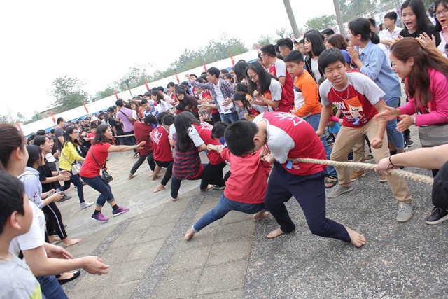 
Nhà trường kết hợp với phụ huynh cần trang bị cho học sinh những kỹ năng sống để tránh rủi ro mỗi khi tham gia các buổi dã ngoại.     Ảnh minh họa: Q.A
