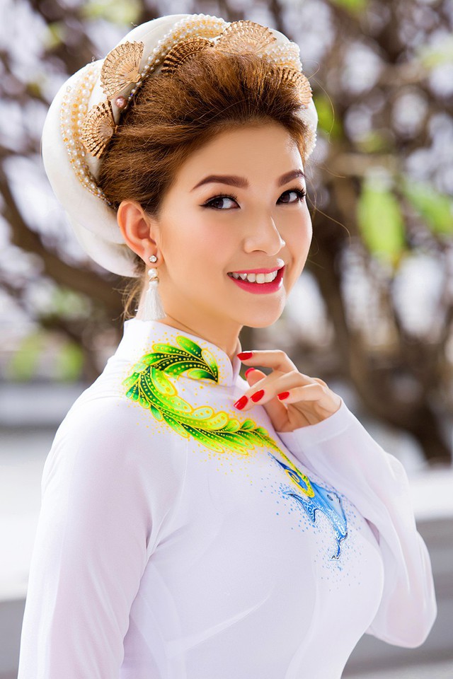 Phạm Thanh Thảo - nữ ca sĩ đình đám được giới trẻ yêu thích cũng sinh năm 1979.
