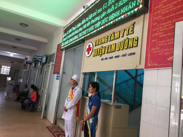 
Nhân viên y tế tại Trung tâm Y tế huyện Tam Đường - Lai Châu. Ảnh: V.Thu
