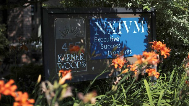 Trụ sở nhóm tự giúp NXIVM - Ảnh: The New York Times