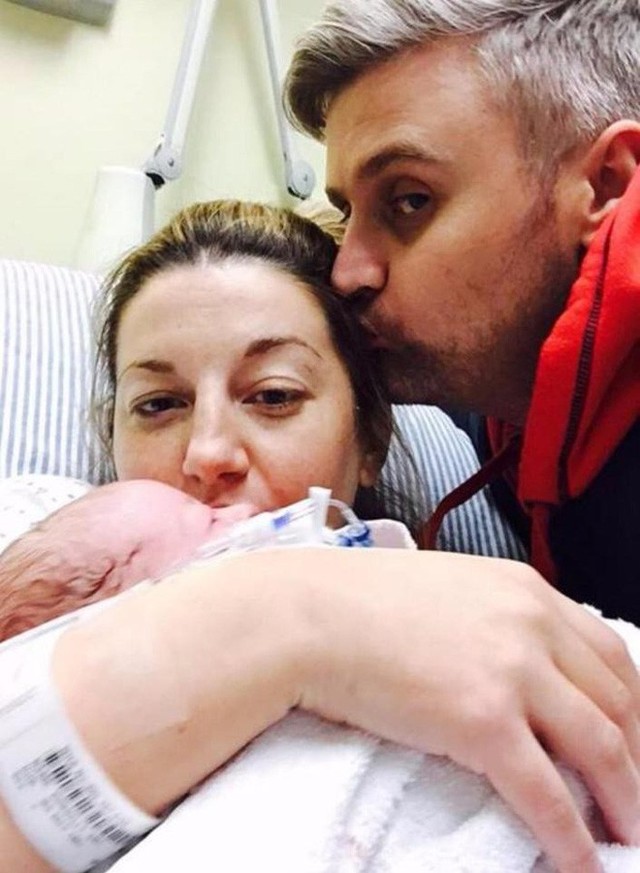 Gareth kịp chống chọi với căn bệnh ung thư và chứng kiến con gái chào đời. (Ảnh: Internet)