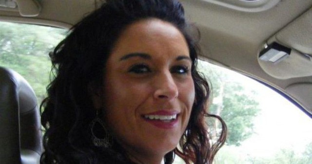 Nữ ph&oacute;ng vi&ecirc;n Rebekah Sue Bletsch cũng l&agrave; nạn nh&acirc;n của t&ecirc;n Jeffrey.