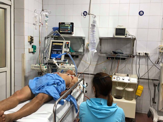 Chăm sóc bệnh nhân ở khoa Cấp cứu, Bệnh viện Việt Đức