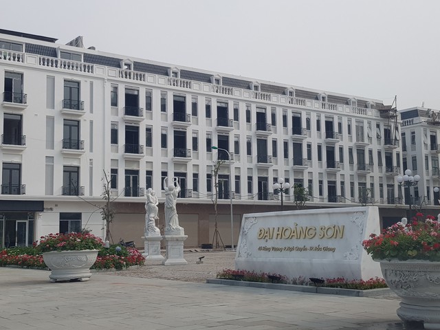 
Khu vực Nhà khách tỉnh Bắc Giang ngày trước giờ chình ình công trình đồ sộ của Công ty CP Đại Hoàng Sơn
