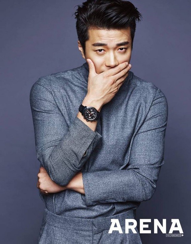 Sau nhiều năm, Kwon Sang Woo vẫn là một người đàn ông lịch lãm.