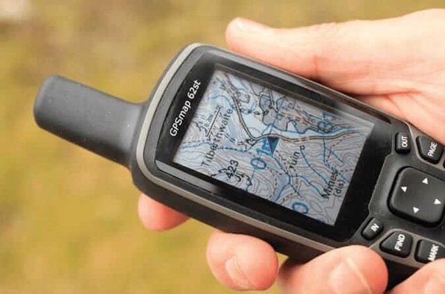 
Thiết bị GPS sẽ trả lời câu hỏi đây là đâu? giúp bạn khi đi treking. Ảnh: BestATV.
