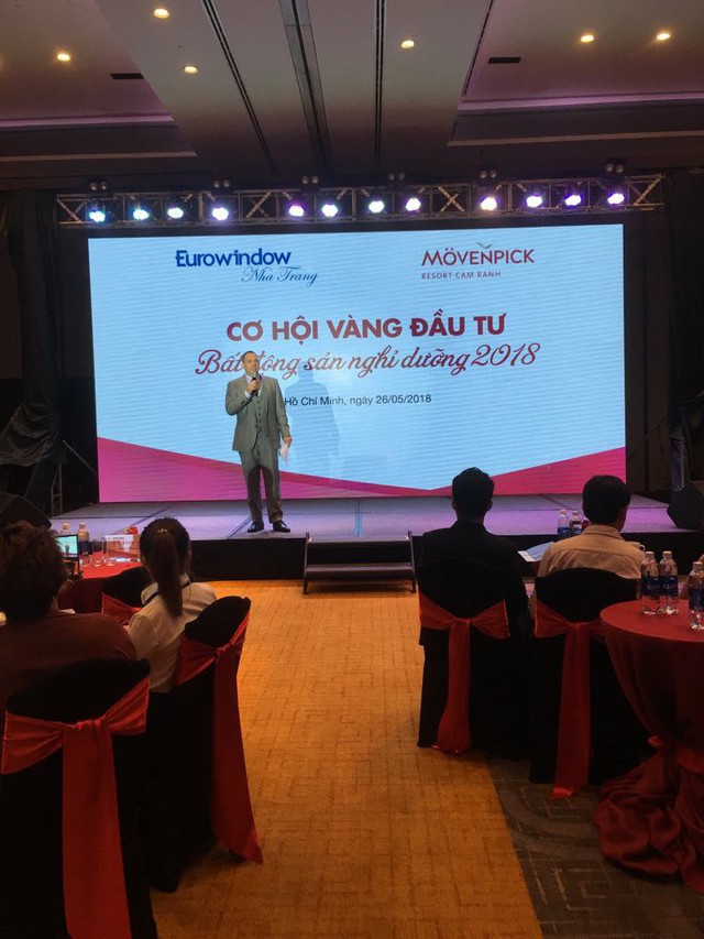 
Ông Hannes Romauch – Tổng giám đốc Eurowindow Nha Trang phát biểu tại sự kiện tư vấn nhà đầu tư ngày 26/05

