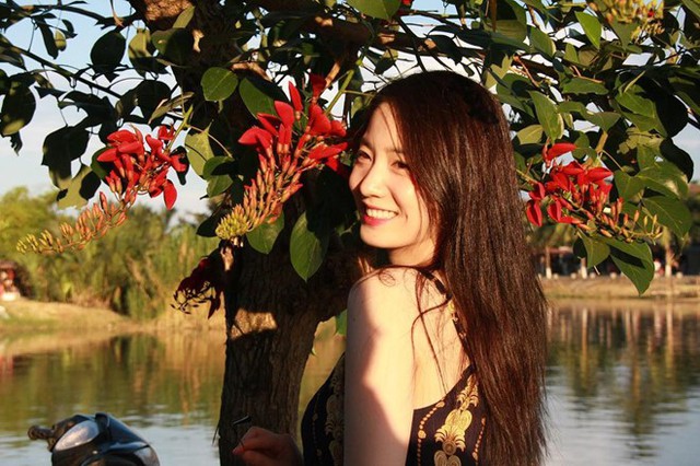 Trang c&aacute; nh&acirc;n của c&ocirc; đ&atilde; kh&oacute;a phần b&igrave;nh luận v&igrave; phản ứng qu&aacute; kh&iacute;ch từ fan Việt.