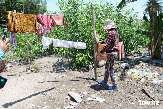 
Chị K chỉ nơi m&igrave;nh tự vượt cạn. Ảnh: Tuổi trẻ
