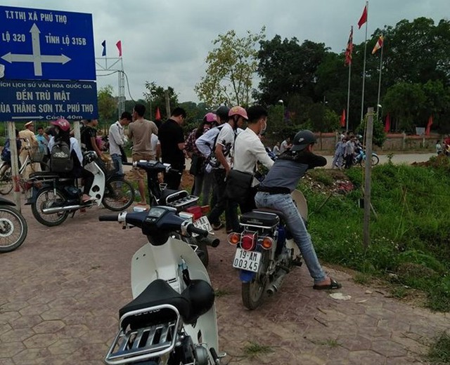 Sự việc xảy ra gần đền Trù Mật, TX Phú Thọ. Ảnh: M.Q.