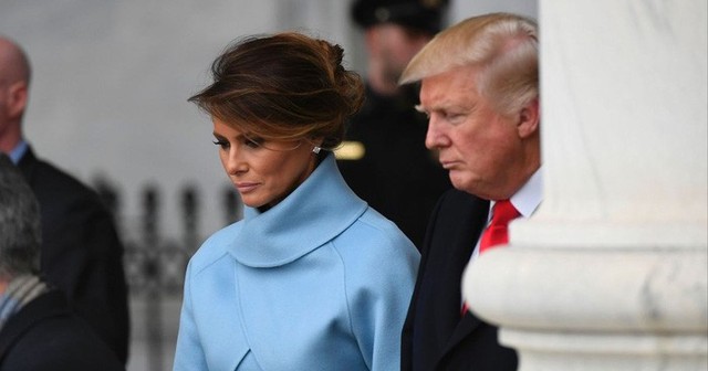 Bà Melania và Tổng thống Donald Trump trong lễ nhậm chức của ông tháng 1-2017 - Ảnh: REUTERS
