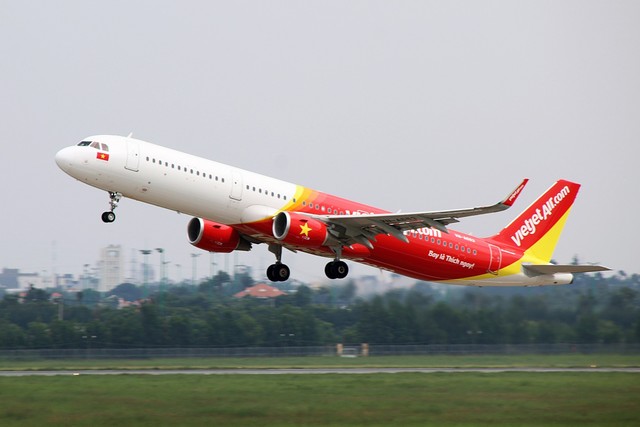 Hiện tại, Vietjet đang khai thác 55 tàu bay A320 và A321, thực hiện hơn 385 chuyến bay mỗi ngày và đã vận chuyển hơn 55 triệu lượt hành khách, với 82 đường bay phủ khắp các điểm đến tại Việt Nam và các đường bay quốc tế đến Hong Kong, Singapore, Hàn Quốc, Đài Loan, Trung Quốc, Thái Lan, Indonesia, Myanmar, Malaysia, Campuchia…