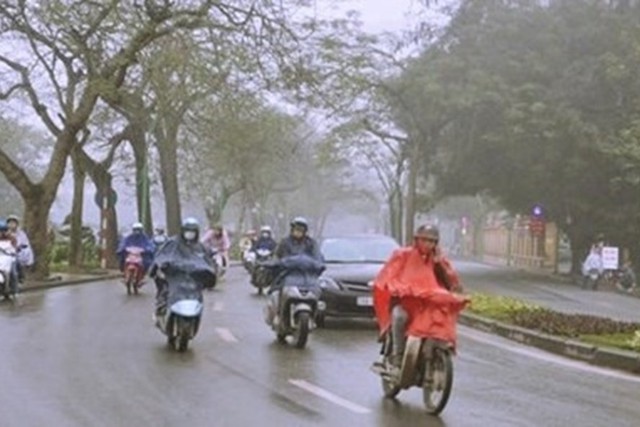 
Theo Trung tâm dự báo Khí tượng thủy văn, Hà Nội tiếp tục có mưa dông lúc đêm và sáng sớm.

