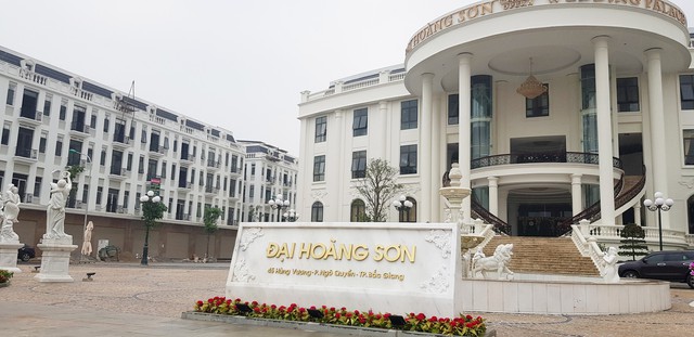 
Công ty CP Đại Hoàng Sơn được UBND tỉnh Bắc Giang cho áp dụng hình thức BT tại chỗ ngay khu đất vàng của tỉnh (ảnh chụp ngày 16/6/2018)
