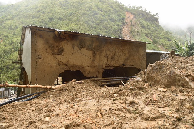 
Hậu quả của mưa lũ rất nặng nề tại Lai Châu.
