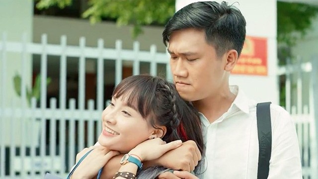 Xuân Nghị đóng cặp với Bảo Thanh trong phim.