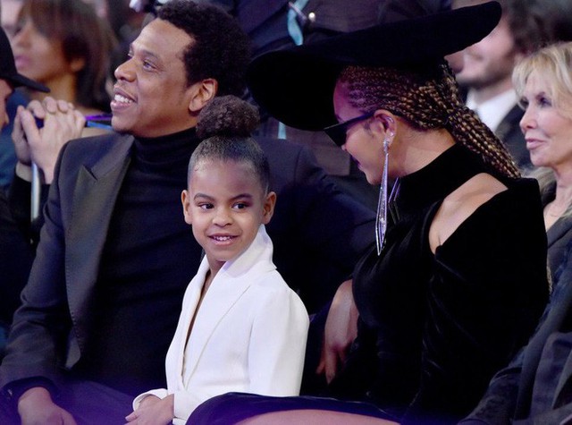 Con gái của cặp đôi ngôi sao nước Mỹ là Jay-Z và Beyonce cũng có tên là Blue Ivy.