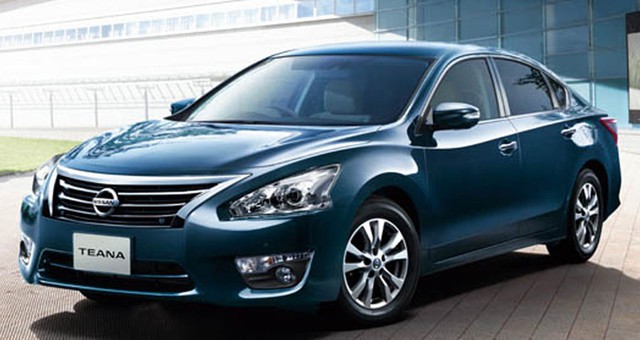Nissan Teana tiếp tục được duy tr&igrave; mức giảm gi&aacute; khủng.