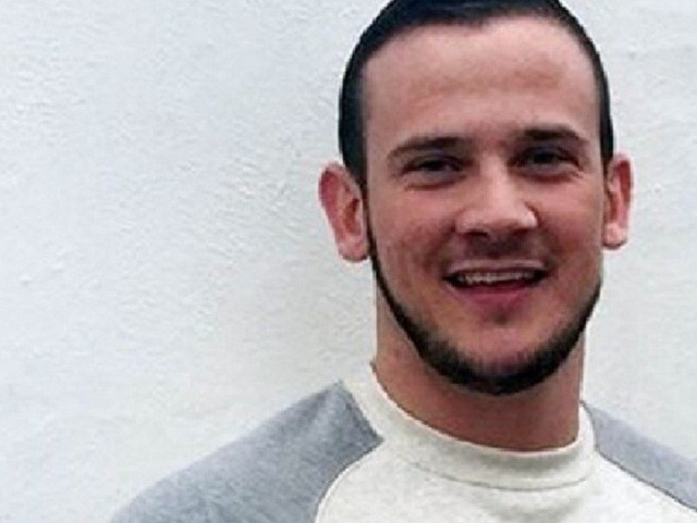 Nạn nh&acirc;n Josh Hanson.