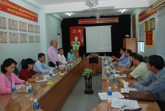 
BS Hoa Công Hậu- Giám đốc Sở Y tế Tây Ninh phát biểu ý kiến cũa BCĐ công tác DS- KHHGĐ tại buổi làm việc.
