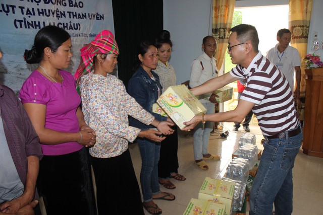 Những phần quà thiết thực đã được Tập đoàn Tân Hiệp Phát kịp thời trao đế tay bà con Hà Giang, Lai Châu