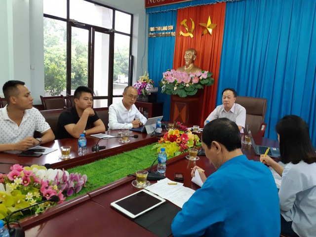 Ông Trần Quốc Tuấn - Giám đốc Sở Giáo dục và Đào tạo Lạng Sơn trong buổi làm việc với Phóng viên.