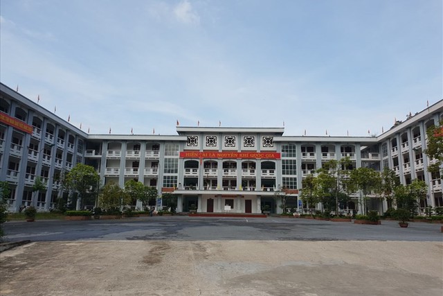 
Những ngày qua, Trường THPT chuyên Hà Giang - nơi nhiều thí sinh sửa điểm theo học là tâm điểm của xã hội. Ảnh: HN

