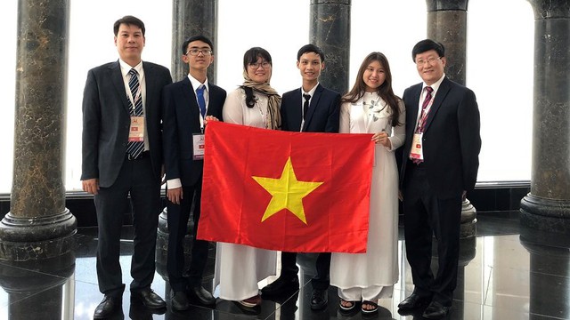 Đây là lần đầu tiên đội tuyển Việt Nam tham dự các kỳ Olympic Sinh học quốc tế có điểm cao nhất của cuộc thi.