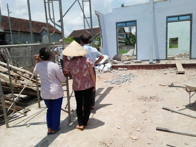 Hiện trường vụ sập nh&agrave;. Ảnh: Nguyễn Diệp.