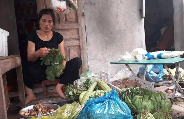 Mẹ em trở thành lao động chính trong gia đình.