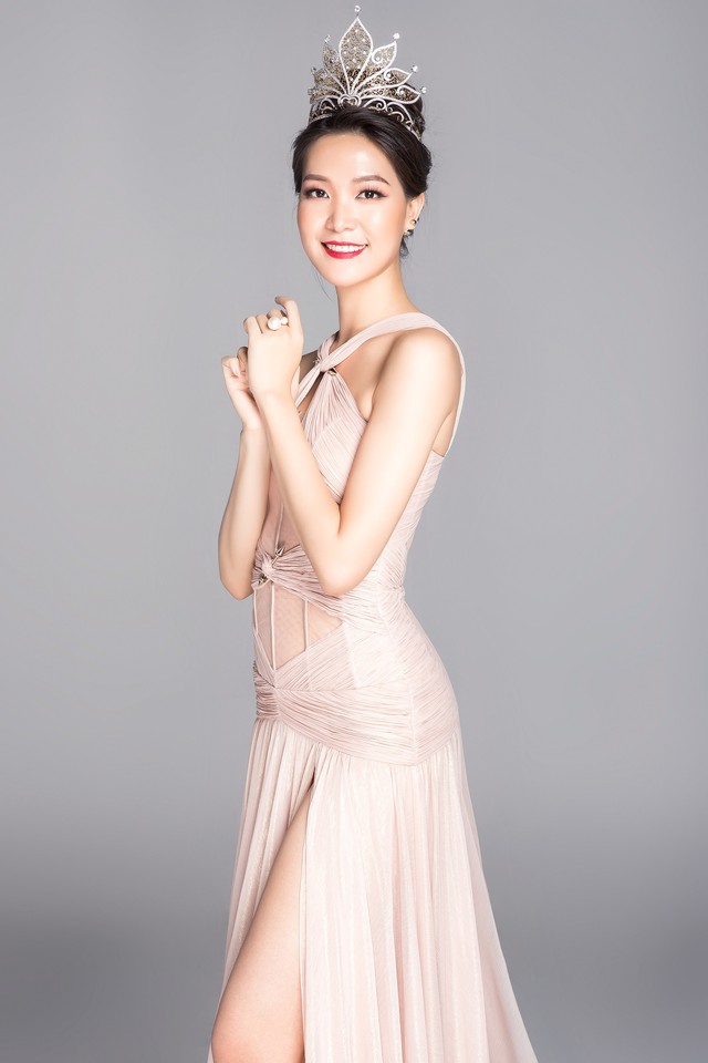 
Hoa hậu Thùy Dung
