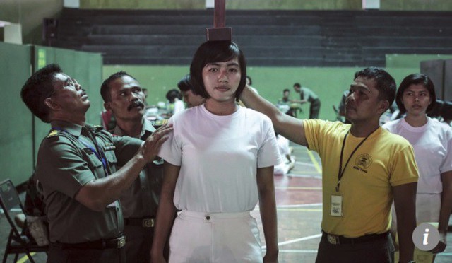 Chỉ có khoảng 5% nữ giới phục vụ trong hàng ngũ quân đội và cảnh sát Indonesia.