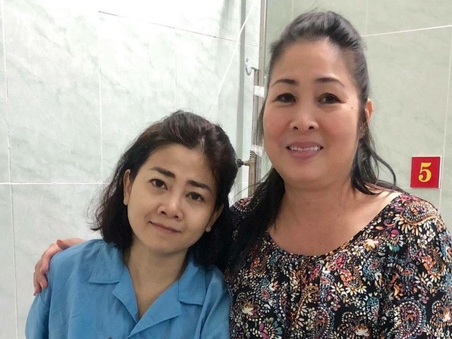 Hàng loạt nghệ sĩ Việt vào bệnh viện thăm hỏi và động viên Mai Phương.
