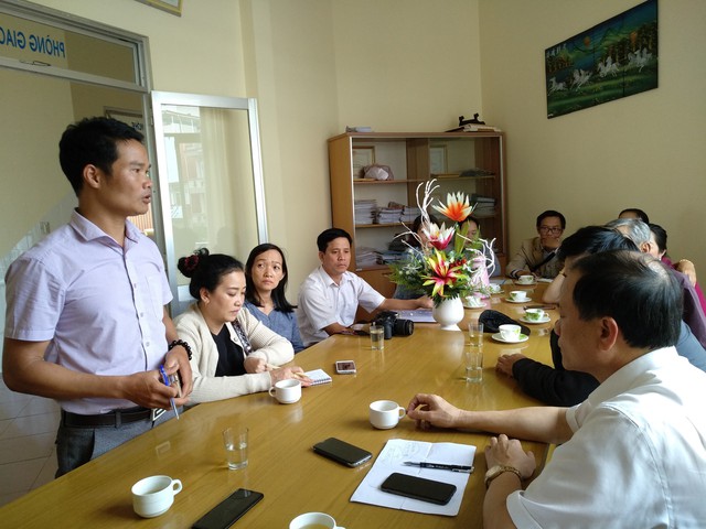 Cán bộ chuyên trách dân số phường 2, TP Đà Lạt, tỉnh Lâm Đồng chia sẻ về những khó khăn trong công tác dân số. Ảnh: Hà Anh
