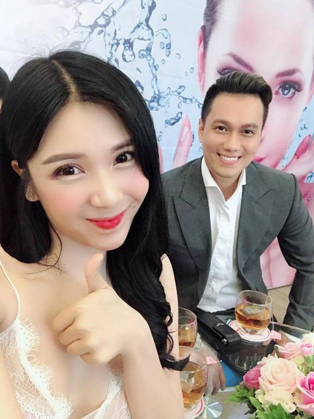 Thanh Bi được biết tới với hình ảnh 1 hot girl của loạt sitcom dành cho tuổi teen, đặc biệt là câu chuyện tình với ca sĩ Quang Lê. Tuy nhiên, sau khi thủ vai Vân Điệp - cô bồ nhí nóng bỏng của Phan Hải phim Người phán xử, tên tuổi của cô nàng bỗng vụt sáng.