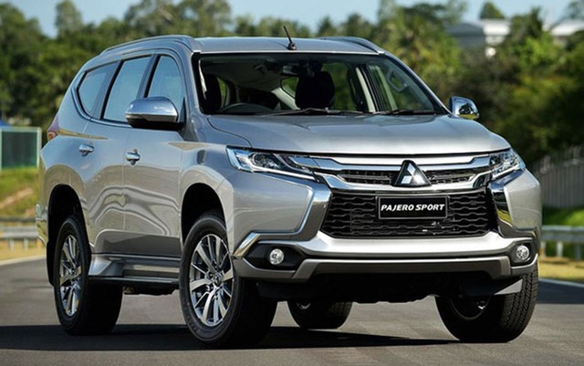 Mitsubishi Pajero Sport 2018 giảm giá khủng sau khi được miễn thuế nhập khẩu.