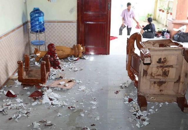 Nhiều tài sản trong nhà đã bị đối tượng Nguyễn Văn Quân đập phá hư hỏng.
