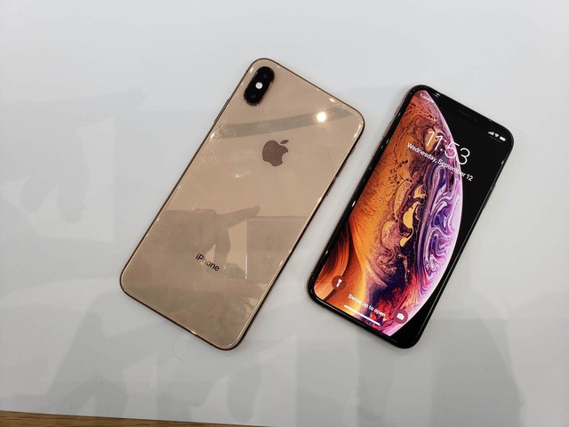 
iPhone XS được xem là bản nâng cấp từ phiên bản iPhone X ra mắt năm ngoái
