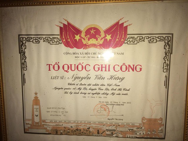 
Bằng Tổ quốc ghi công của liệt sĩ Nguyễn Văn Hưng
