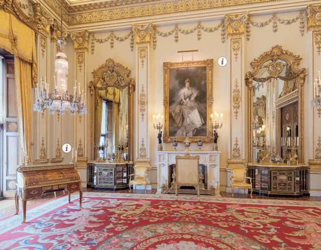 Phòng khách trong Điện Buckingham có lối đi bí mật dẫn tới phòng riêng của nữ hoàng. Ảnh: royalcollection.org.uk.