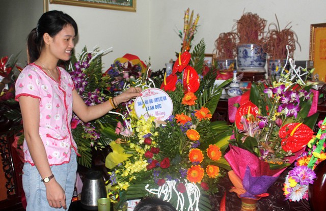 Chị Trang (vợ võ sĩ Nam) ngập tràn hạnh phúc trước thành tích của chồng đạt được
