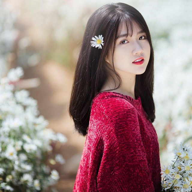 “Hot girl Reuters” Nguyễn Hoàng Kiều Trinh