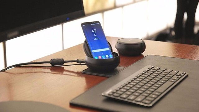 
Samsung Dex giúp biến điện thoại thành máy tính. Ảnh: Samsung
