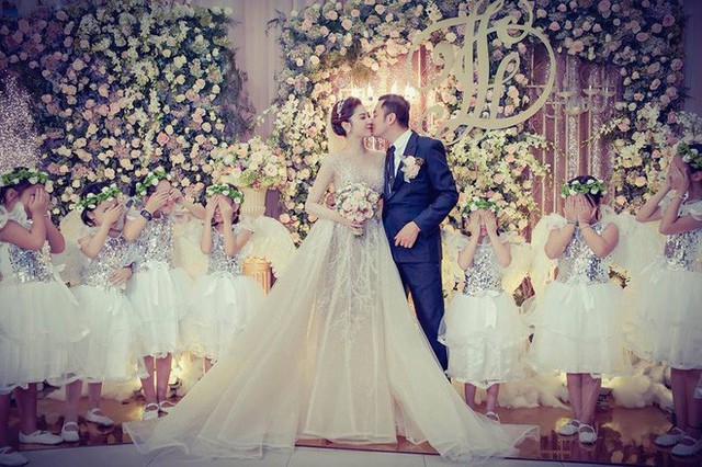 Hôn lễ hoành tráng của mỹ nữ tại Vũng Tàu.