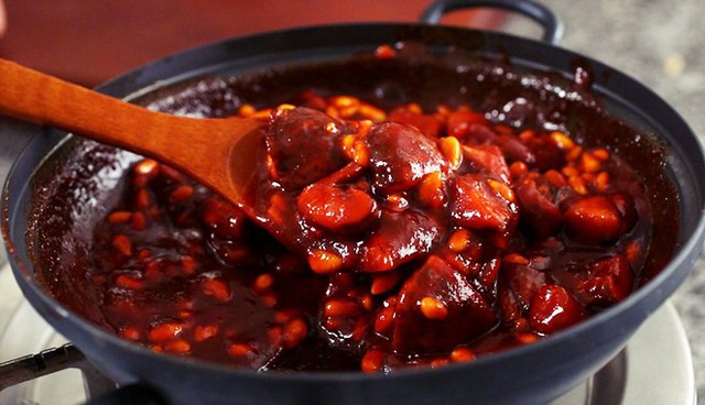 
Tương ớt Gochujang Hàn Quốc.
