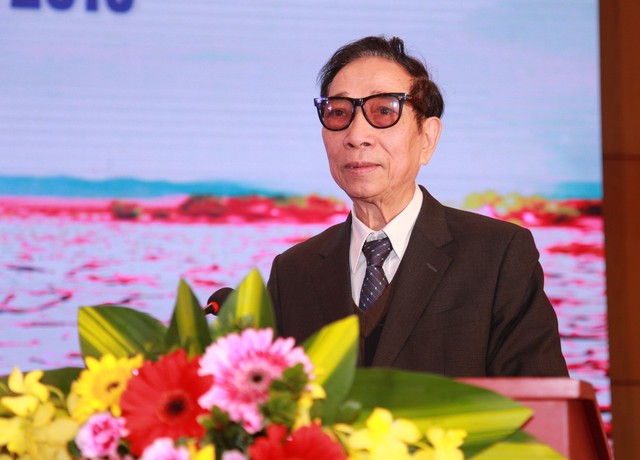 Ông Hồ Ngọc Hải – Chủ tịch Hội Nước sạch và Môi trường Việt Nam phát biểu tại Lễ trao giải